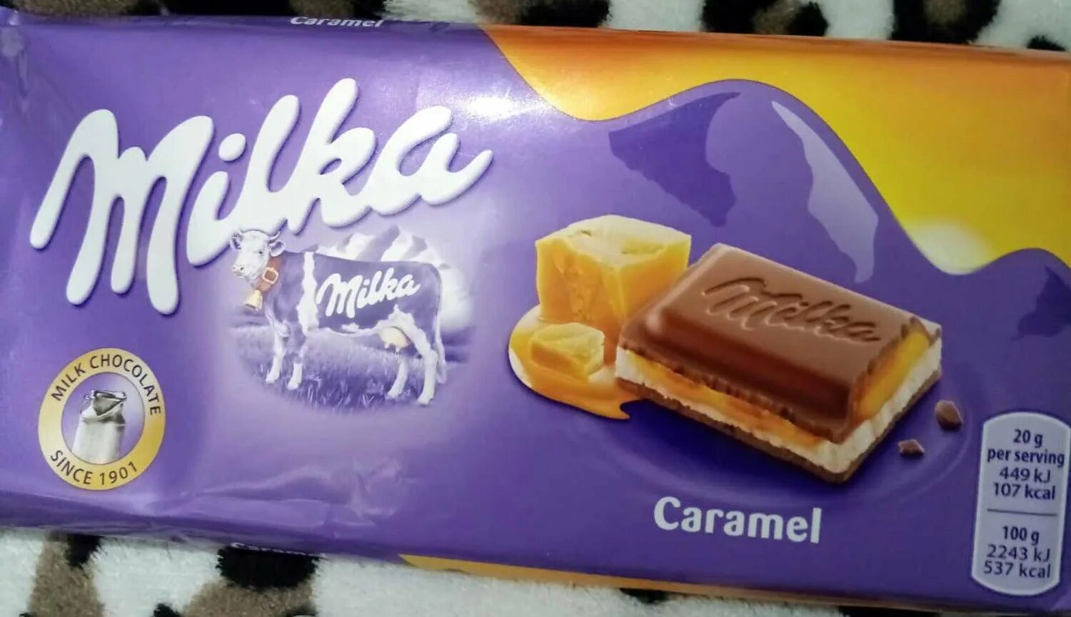 Milka с карамелью. Шоколад Милка с карамелью. Шоколад Милка с соленой карамелью. Milka шоколад Халяль. Милка халяль