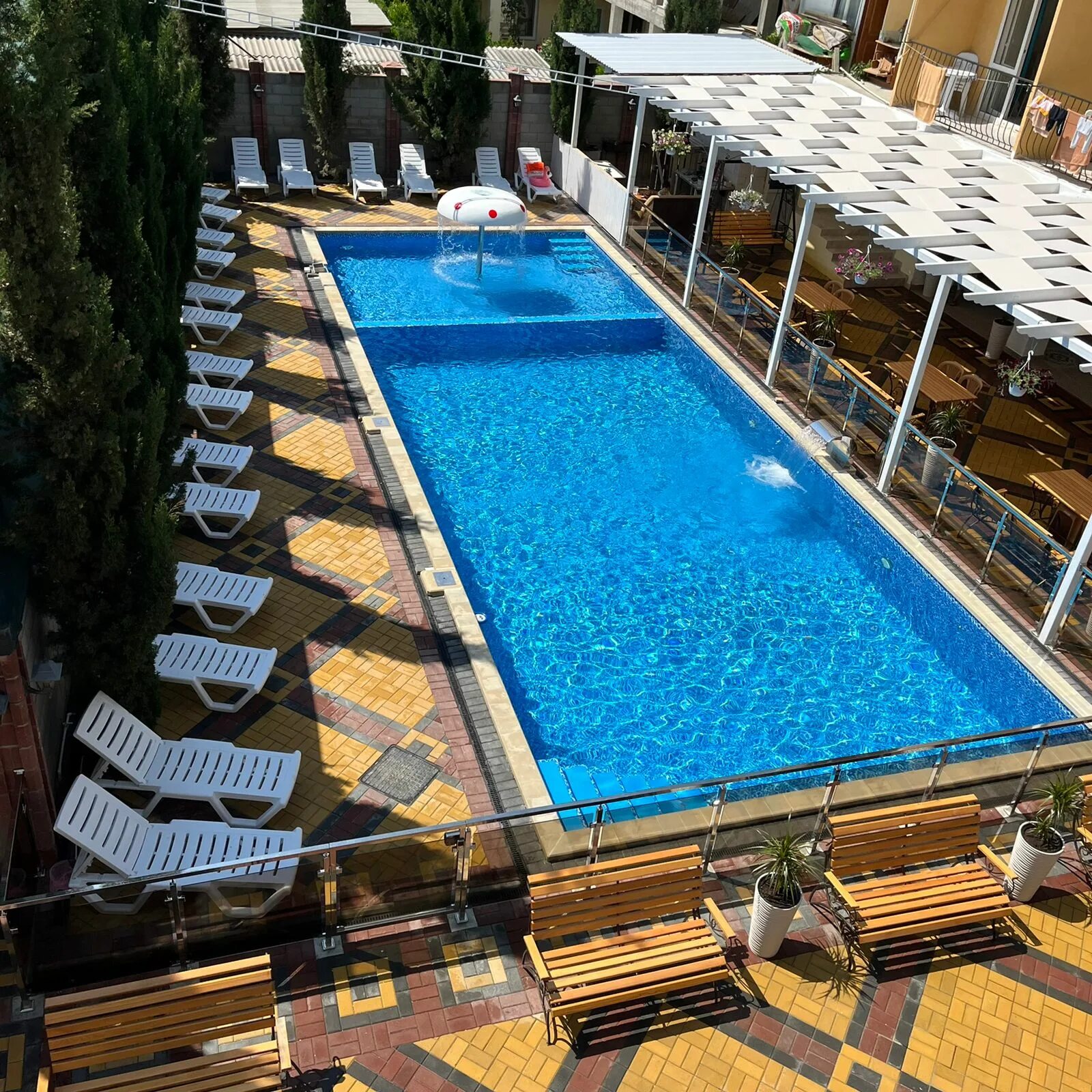 Раатлан судак. Раатлан судак отзовик. Судак ешиль ада 23. Гостевой дом раатлан судак. Гостевой дом раатлан судак.