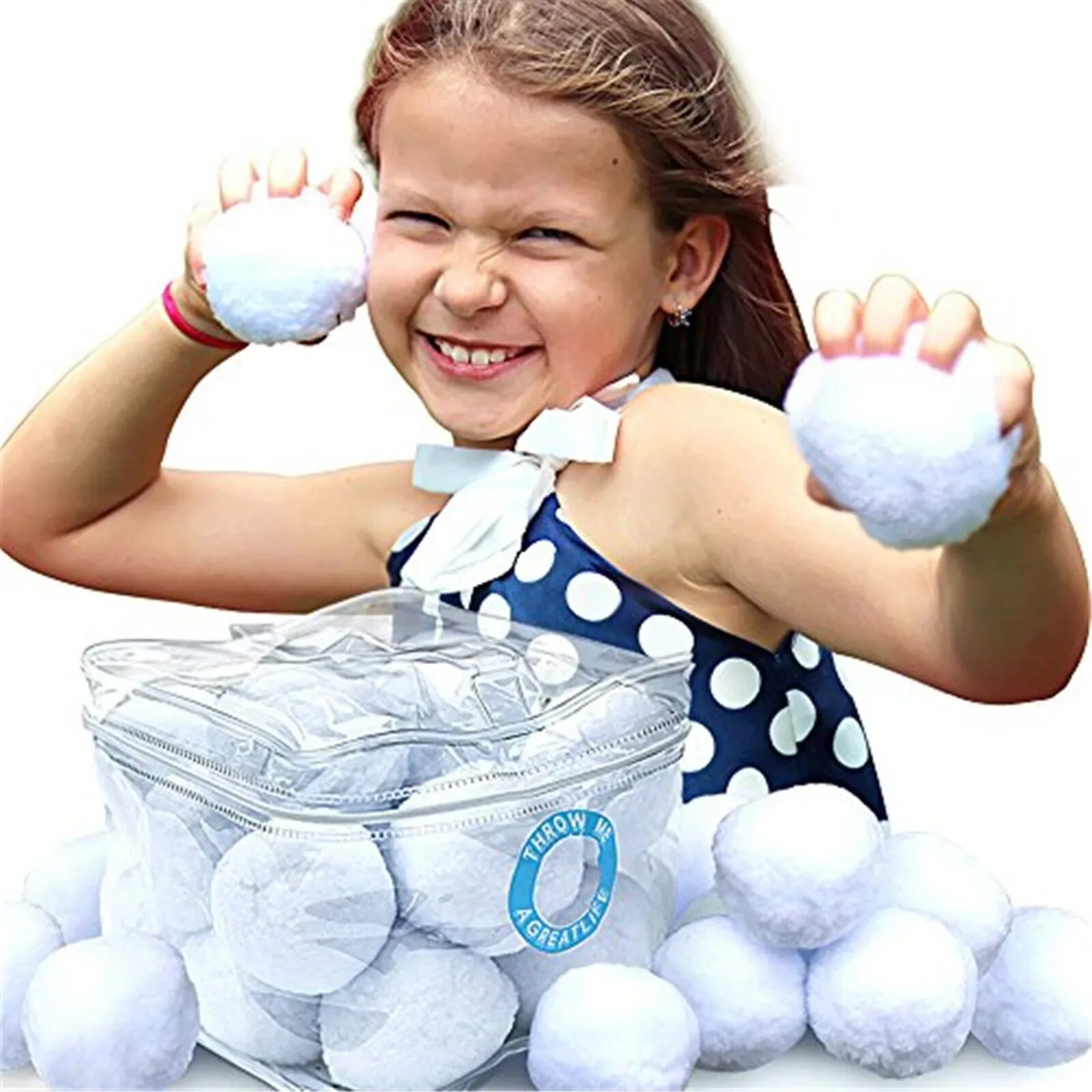 Зимние игры снежки. Игра для детей со снежками. Снежные забавы для детей. Зимние игры для детей на улице. Игры зимой.