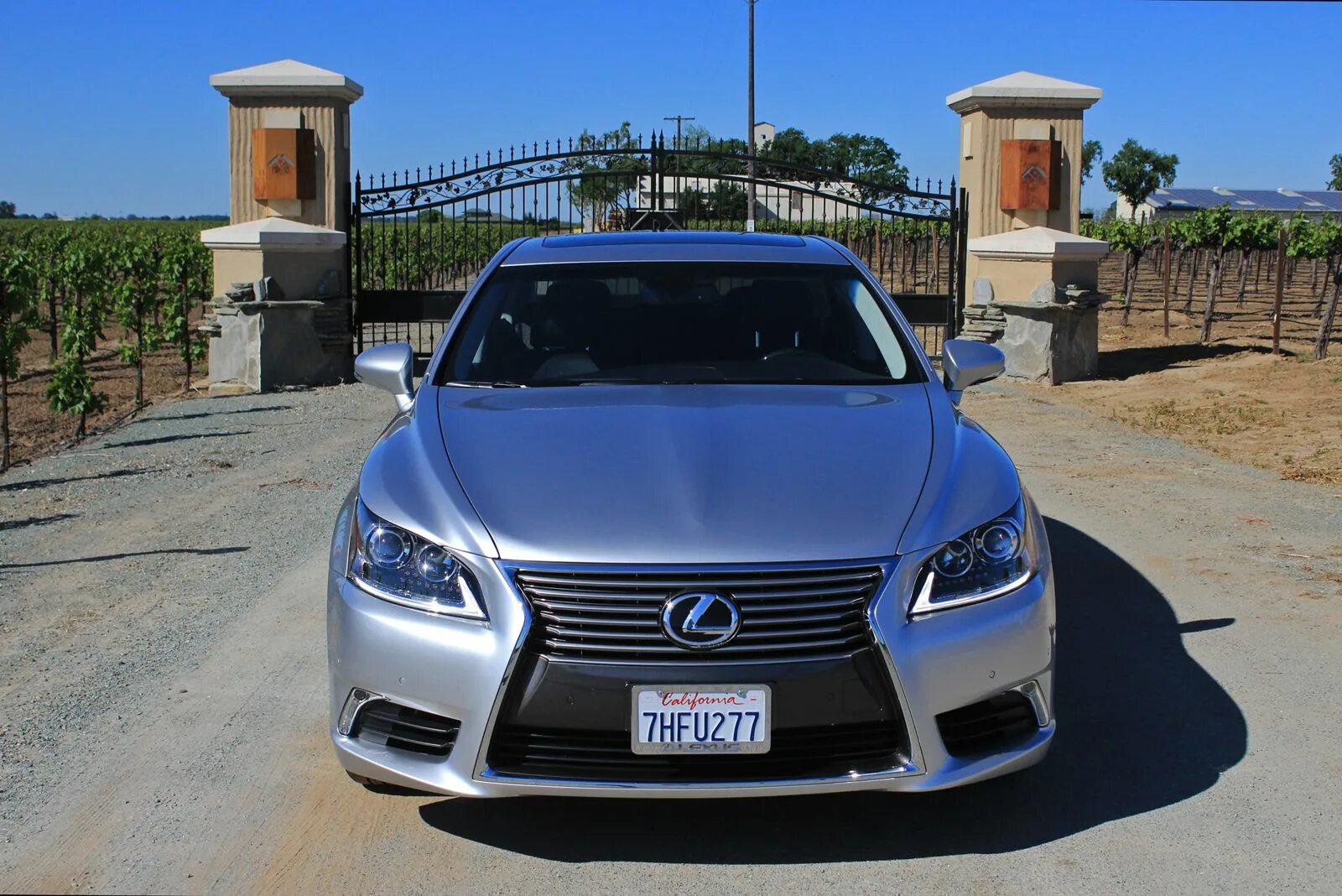 Л c f. Лексус лс 460 2015. Lexus LS 460 long 2015.