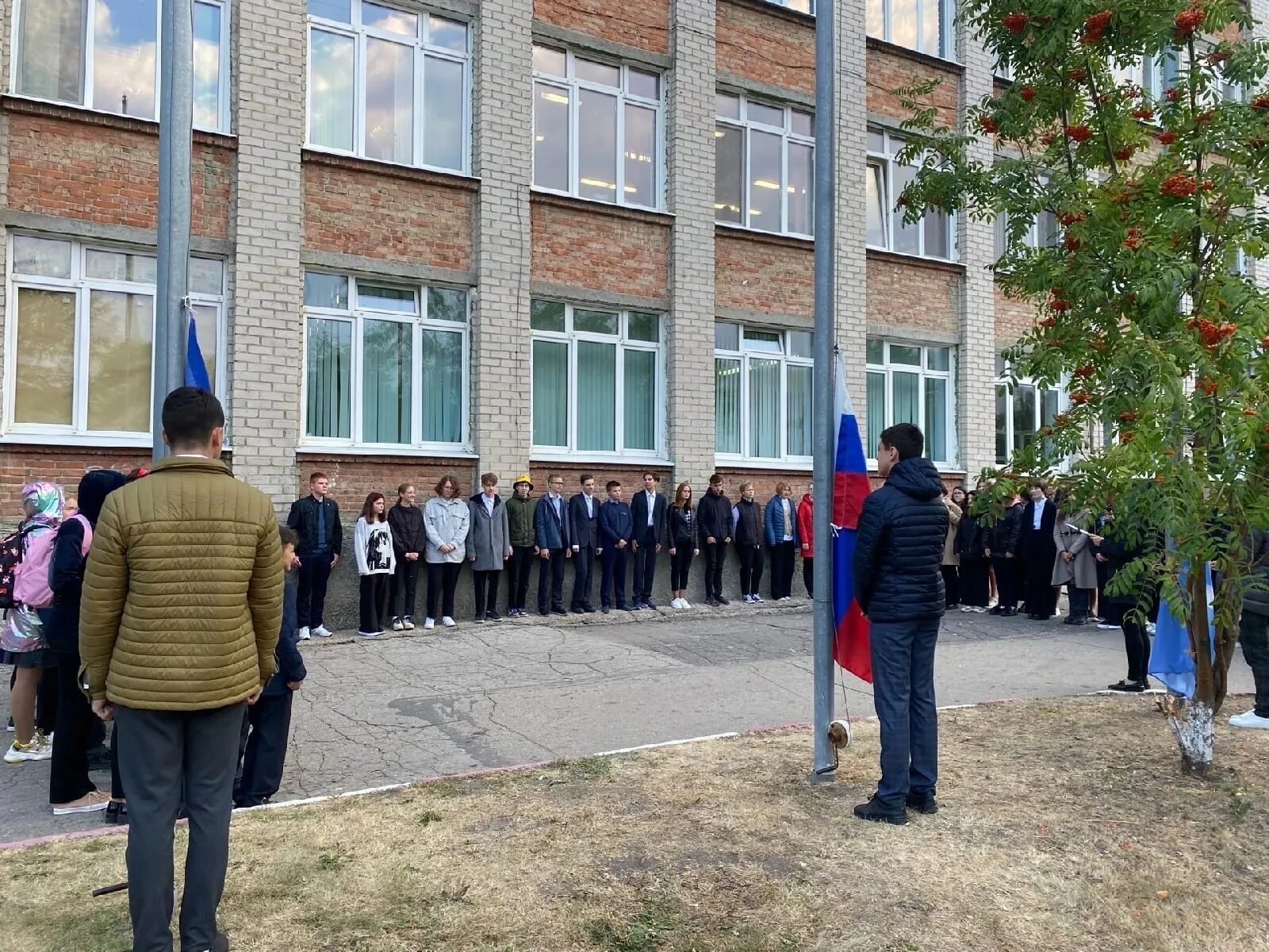 Ульяновск школа. Школа 8 Ульяновск. Школа 6 Ульяновск. 12 Школа Ульяновск. Отмена школ ульяновск