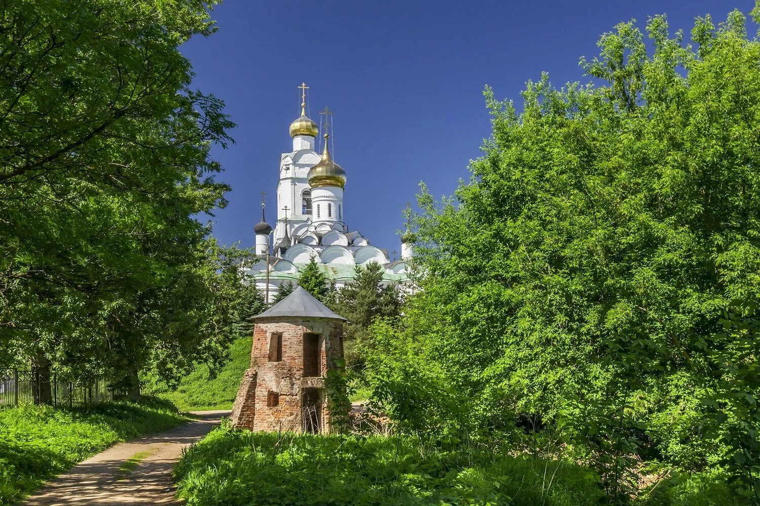 Смоленская и вяземская. Вязьма Смоленская область. Смоленск город Вязьма. Храмы города Вязьма Смоленской.