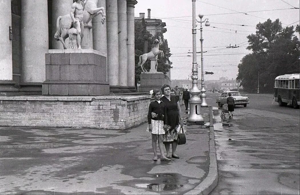 Васильевский остров ленинград. Ленинград Петроградка 1960-е. Васильевский остров Ленинград 70-е. Кировский проспект Ленинград 1960г. Московский район в 1960 Ленинград.