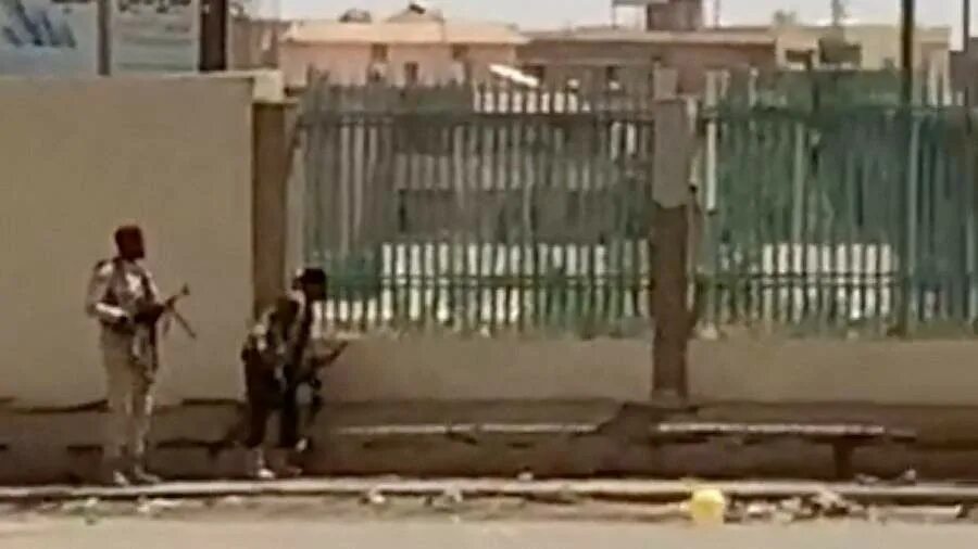 Заявить нападение. Армия Судана. Американское посольство в Судане.