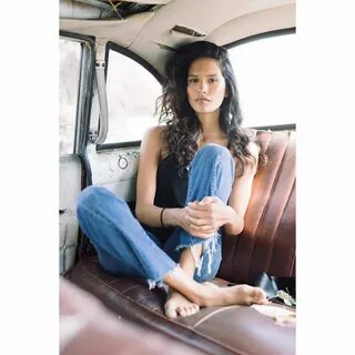 Tanaya Beatty Feet (5 photos). 