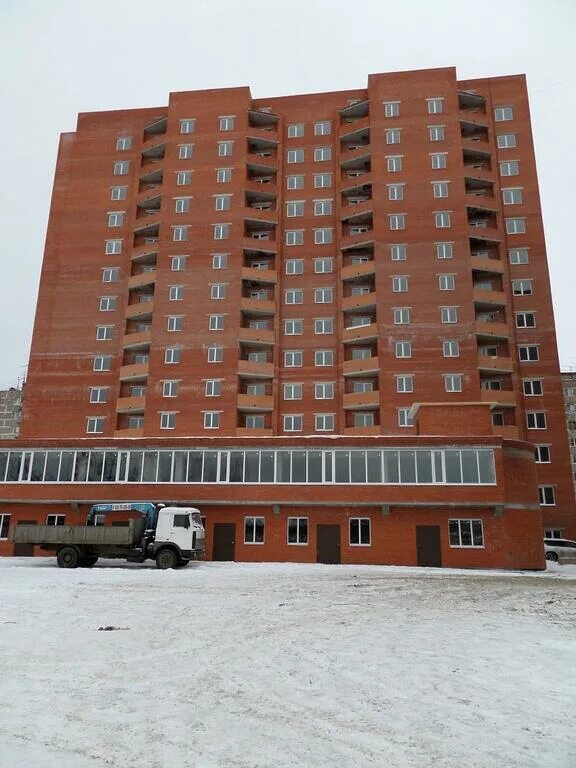 Жк южный павловский. Квартира территория Павловский Посад кузнецы новостройка. Павлово Щорса 18а. Павловский Посад фото новостроек. Южная 37 Ясный.