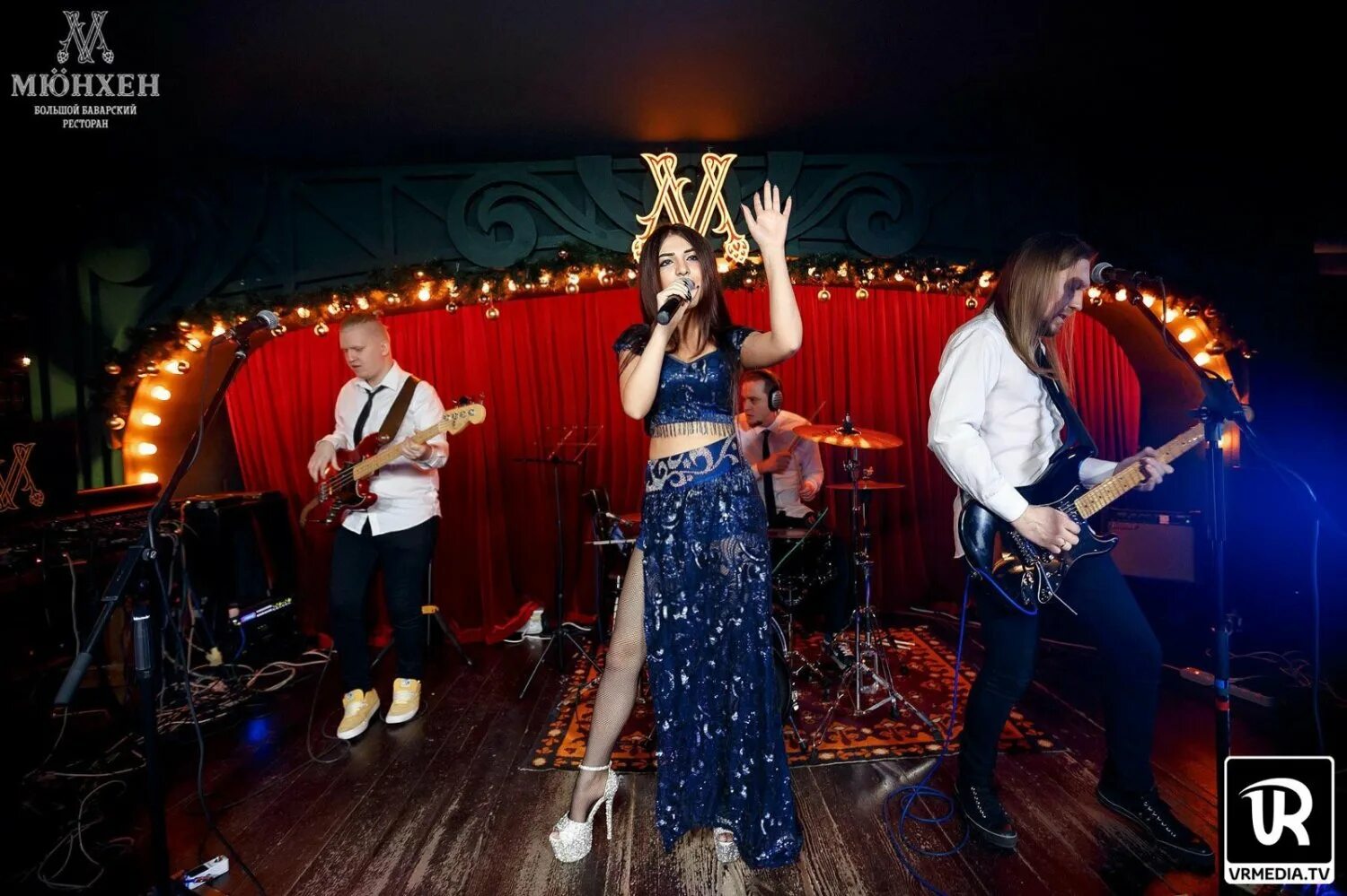 Скайф группа барнаул. Алсу зайнутдинова. Live in drive группа. Группа nuskool. Кавер группа саратов.