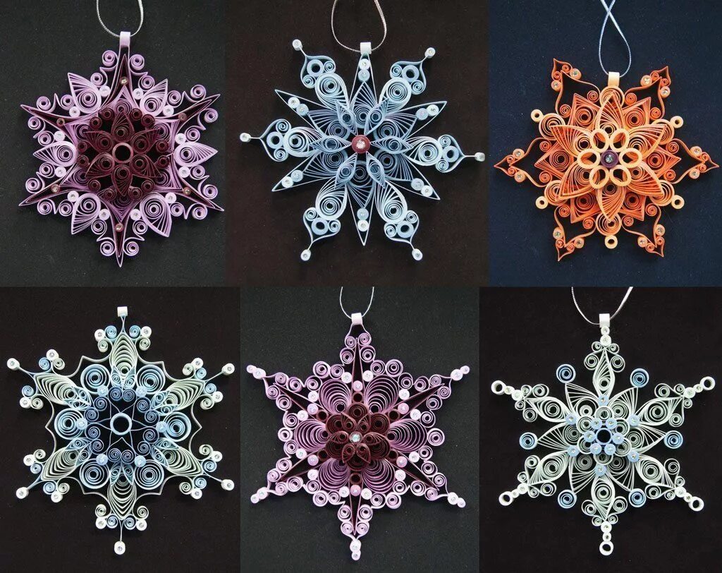 Оригинальные снежинки своими. Новогодняя снежинка из шишек. Новогодняя креативная снежинка. Креативная снежинка своими руками. Креативная снежинка своими руками.