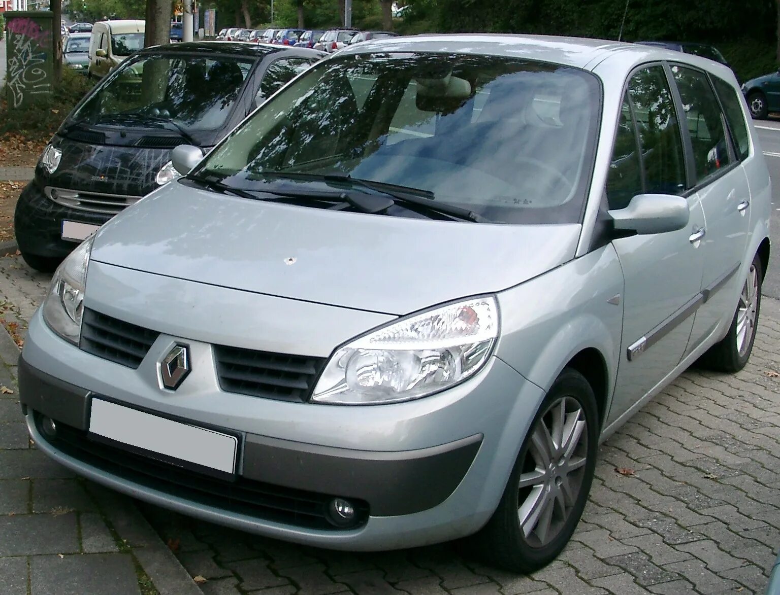 Купить сценик 2 дизель. Renault Scenic 2005. Рено Сценик 2007 1.5 дизель. Рено Сценик 2. Рено Меган Сценик 2005.