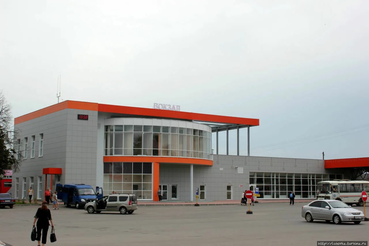Автостанция павловск воронежская область. Автовокзал павлово нижегородской области. Ул. Паз 651 памятник. Нижегородская область г павлово автостанци.