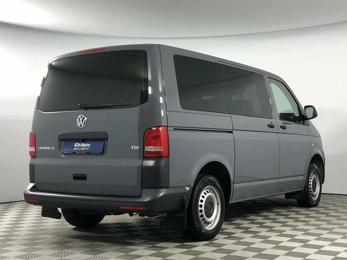 Фольксваген каравелла серебристый. Фольксваген каравелла с пробегом. Фольксваген каравелла с пробегом. Фольксваген каравелла б5. Volkswagen caravelle t5 рестайлинг.