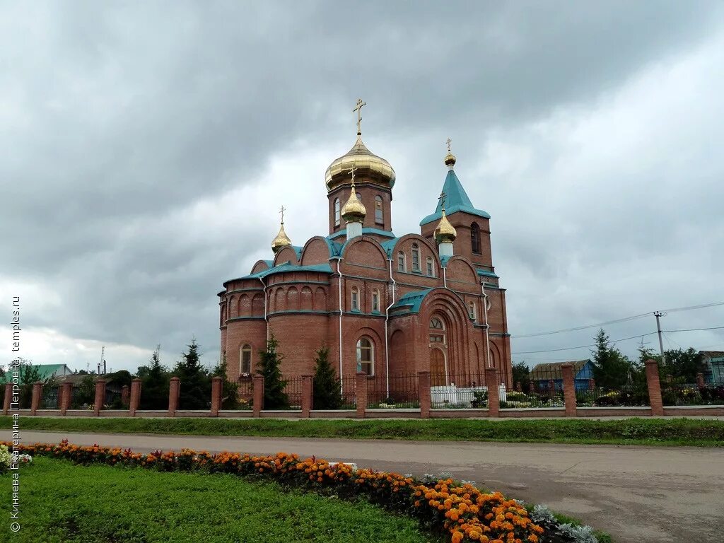 Шенталинский район. Храм Успения Божией матери Шентала. Шентала Шенталинский район. Церковь в Шентале Самарской. Шенталинский район Самарской области.