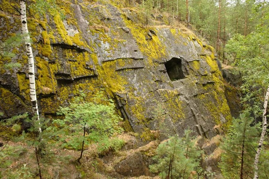 бажовский парк тальков камень. бажова свердловская область. бажова свердловская область. бажова свердловская область. бажовские места природный парк в сысерти.