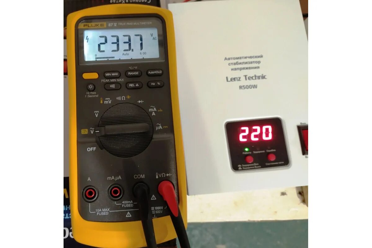 Стабилизатор lenz technic. Стабилизатор напряжения lenz technic. lenz technic r1000w. стабилизатор напряжения однофазный lenz technic r500w. стабилизатор напряжения однофазный lenz technic r1000w.