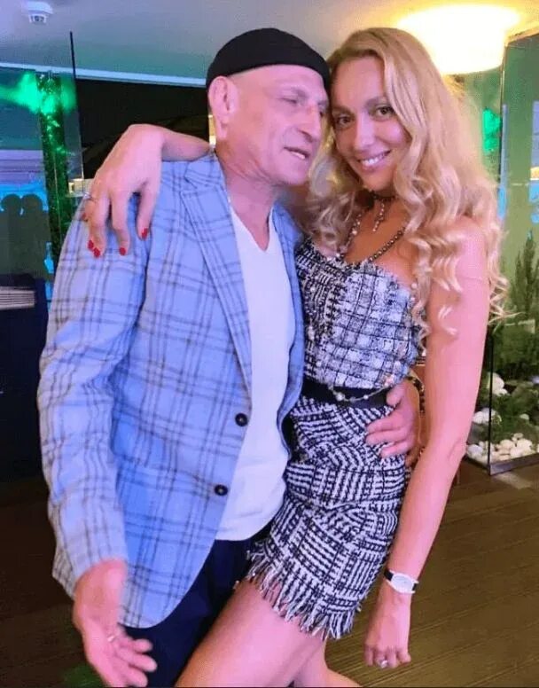 Чи справді Оля Полякова йде від чоловіка? Зірка розповіла про реальні проблеми в