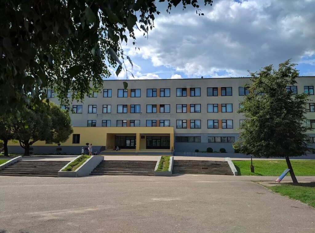 Номера школ гродно. Гродно школа. Сш11 Гродно. 6 Школа Гродно. Средняя общеобразовательная школа № 27.