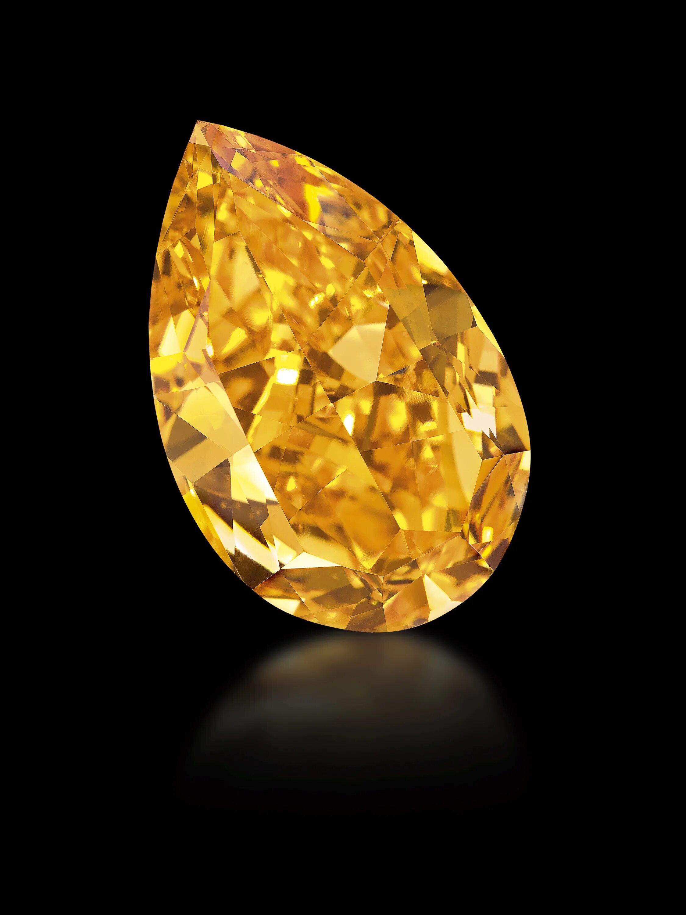 Какие драгоценные камни самые дорогие. САМОЦВЕТ камень жёлтый Алмаз. Самый дорогой камень.