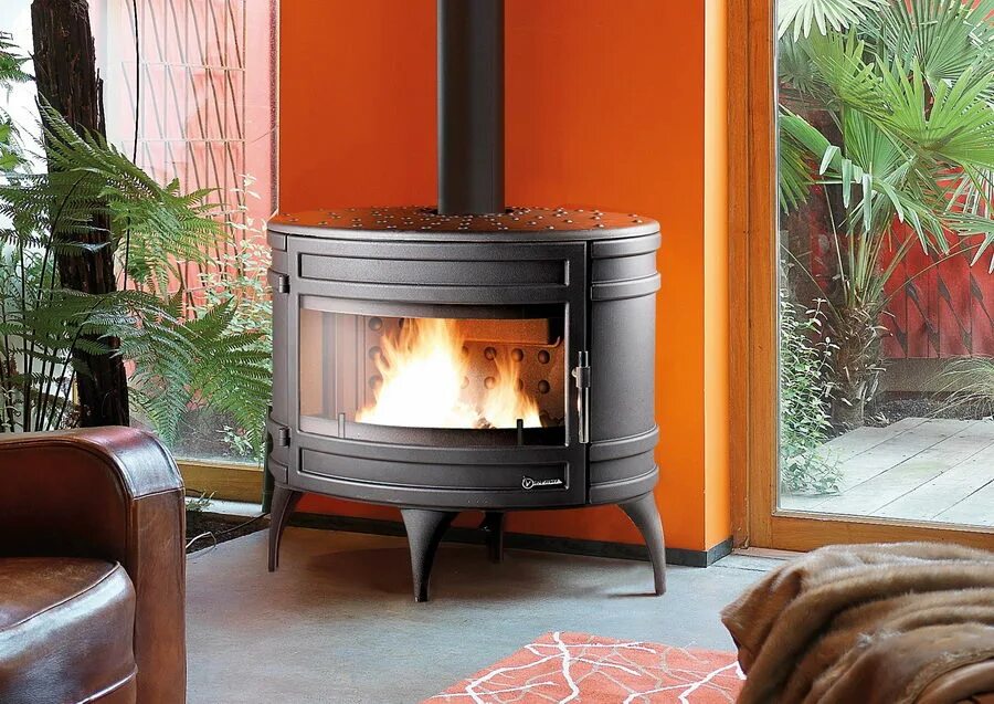 Современная печь для приготовления пищи. Печь jotul f3. Печь-камин голландка из кирпича. Чугунная печь-камин длительного горения. Колпаковая печь-камин кузнецова.