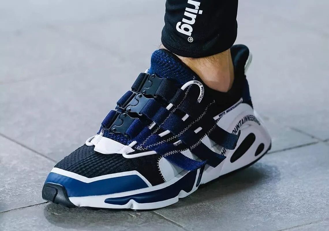 Новый модель кроссовки мужские. Adidas lxcon White Mountaineering. Adidas White Mountaineering кроссовки. Adidas lxcon. Адидас кроссовки мужские 2020.