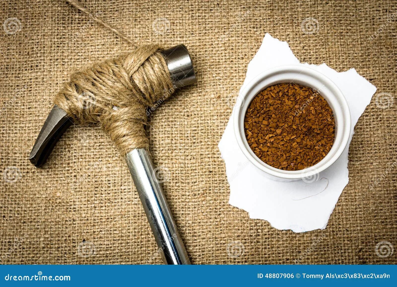 Помол кофе. Кофе ground coffee. Помол кофе. Помол кофейных зерен. Как хорошо молоть кофе.