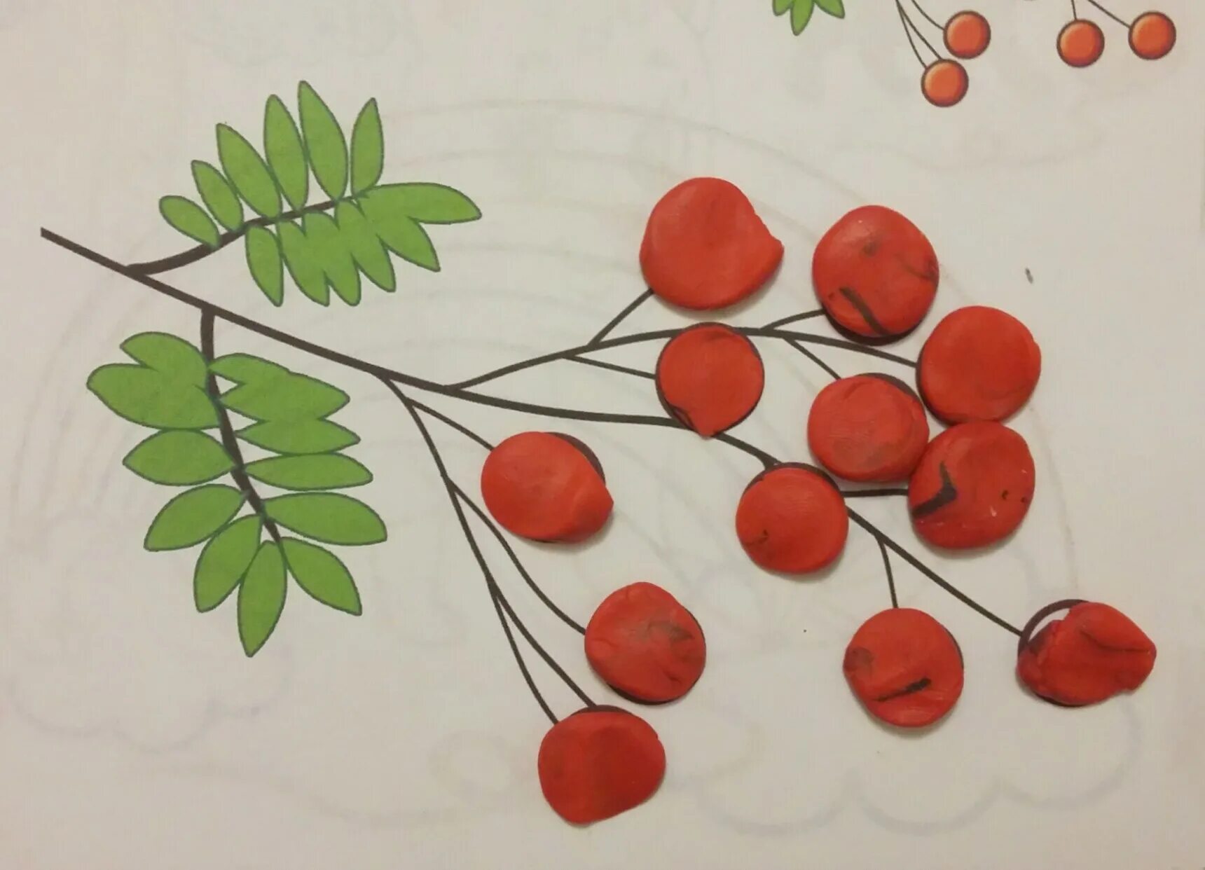 весенние поделки. аппликация весна 2 младшая группа. аппликация веточка яблони старшая группа. весенняя аппликация старшая группа. поделка рябина.