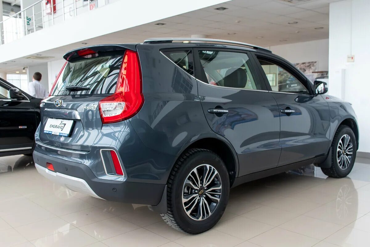 Geely emgrand x7 отзывы владельцев