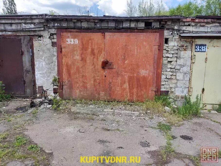 Гараж в днр. Гаражи донецк мирный. Донецк гаражный кооператив мирный. Снять гараж донецк. Гаражи.