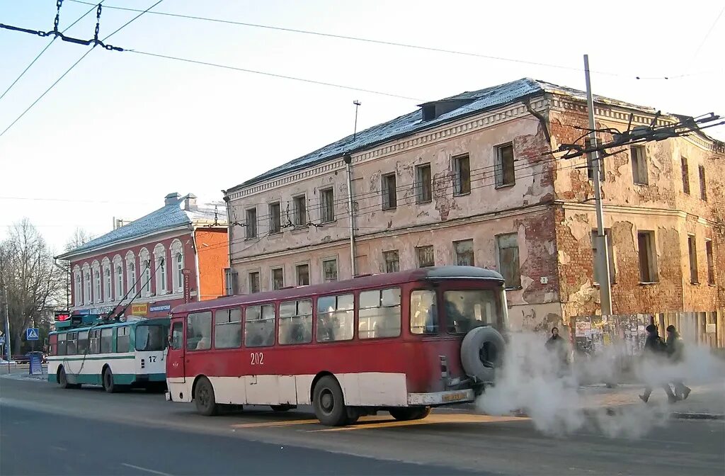 Ж д автобус рыбинск. Лиаз 677 вмз рыбинск. крестовая 105 рыбинск. старые автобусы рыбинск. рыбинск 2000г.