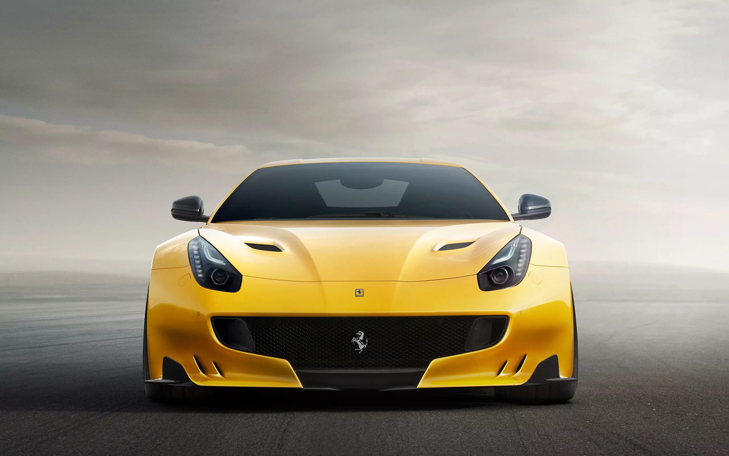 Спорт тачки. Ferrari f12 Berlinetta Yellow. Ferrari f12 TDF Yellow. Машина спортивная Ferrari f12. Ferrari f12 TDF 2015.