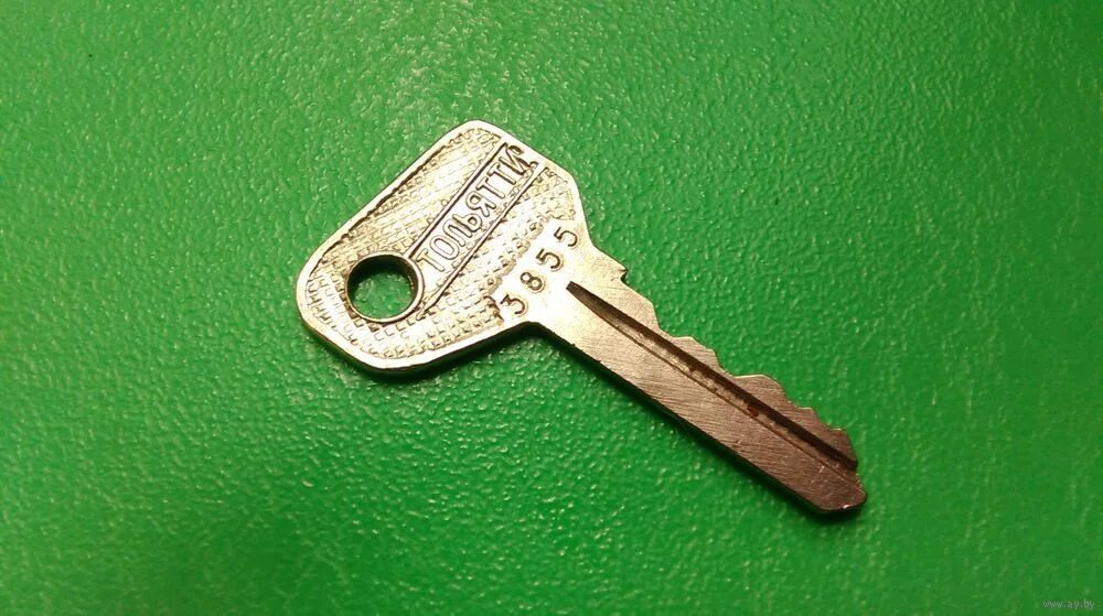 Ключ тд. Дверной ключ ВАЗ 2101 оригинал. Ключ от замка двери ВАЗ 2106. Ключ от двери ВАЗ 2107. Ключ от двери ВАЗ 2110.