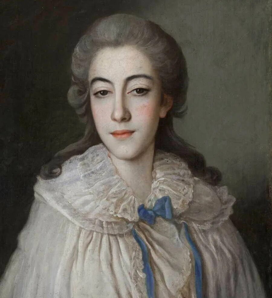 Кисловодск кутузова 1. Женская на кутузова. Мария кутузова дизайнер. Тула фасад прокуратуры раньше. Хозяйка салона малина в волгограде.