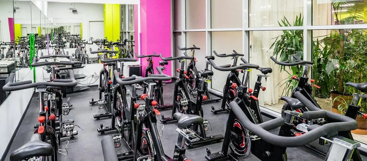 Щелковское шоссе 48. Les fitness щелковское. эклипс фитнес москва. лес фитнес снаружи щелковская. фитнес клуб les москва.