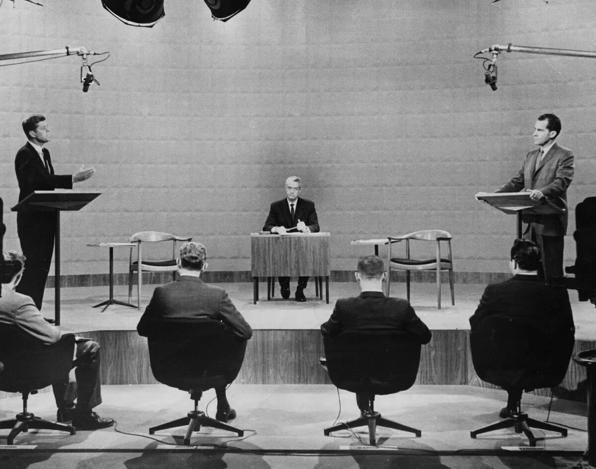 Кеннеди и Никсон дебаты. Джон Кеннеди 1960. Дебаты Джона Кеннеди 1960.
