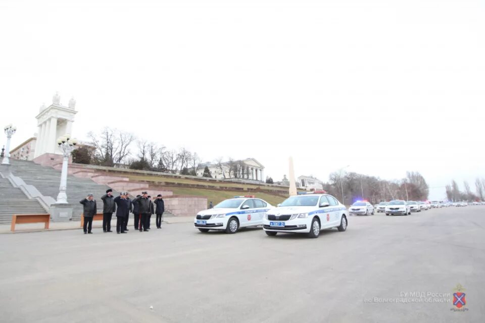 Автопарк ДПС Волгоград. ДПС Волгоград. Машина ДПС Волгоград. ГИБДД Волгоград автомобили. Телефон гаи волгоград