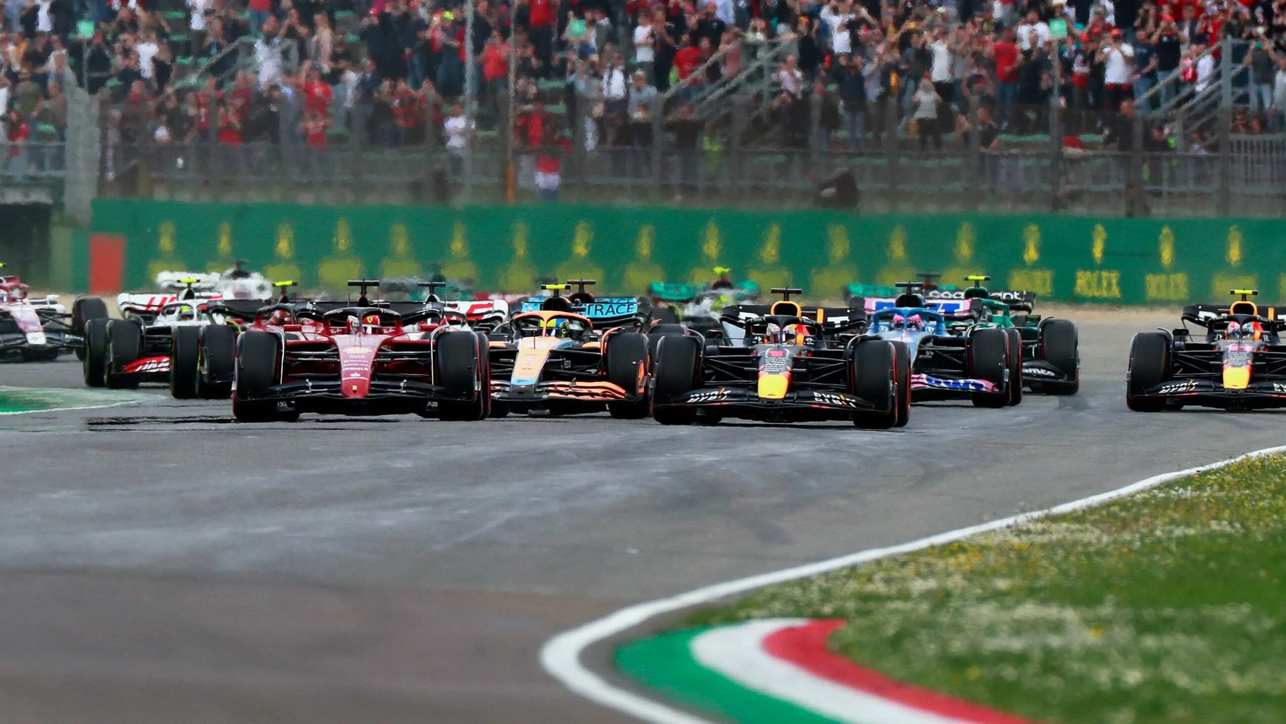 Гран при Эмилии Романьи 2022. Гран при Имола 2022. F1 2022 Imola GP. Ф1 спринт 2022. Ферстаппен гонка