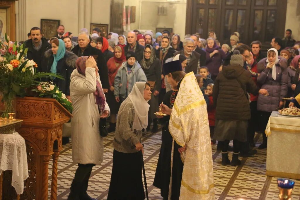 богослужение в храме михаила архангела в царицыно. храм архистратига божия михаила троицк челябинской. вадим дегтярев священник. сочельник отр богоявленский собор томск. богослужение в храме михаила архангела в царицыно.