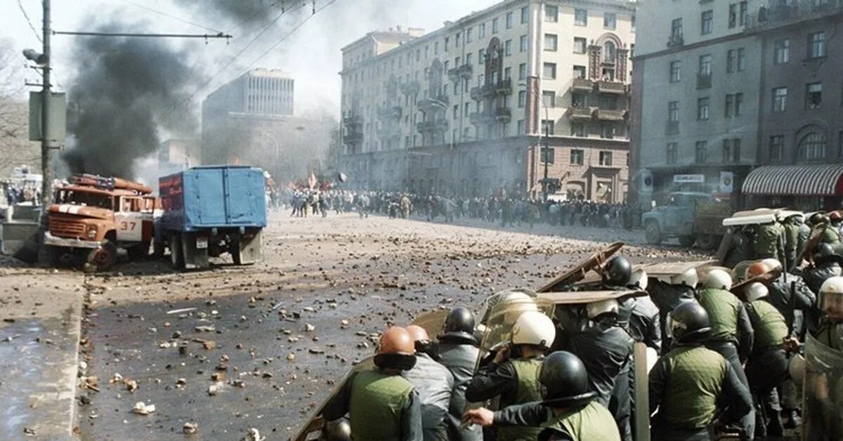 3-4 Октября 1993 штурм Останкино. Штурм Останкино 1993. 1993 Революция в Москве штурм Останкино.