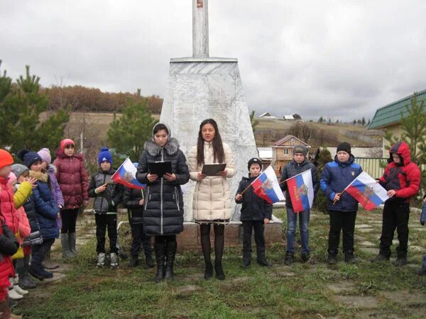 Погода ильмино никольского района пензенской. Село Ильмино Никольского района Пензенской области памятник. Кузнецк мероприятия на родине. Ильмино Никольский район Пензенской области день села. Ильмино Пензенская область Обелиск.