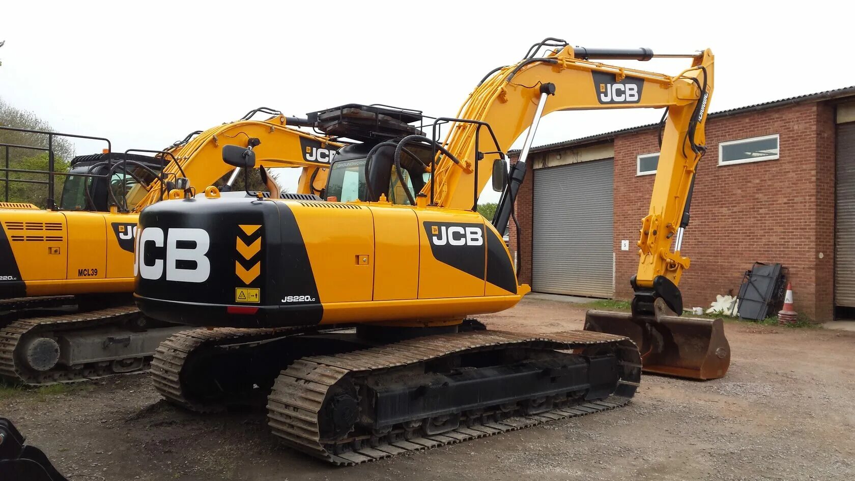 Jcb js. Jcb js220lc. экскаватор jcb js220lc. экскаватор jcb 220lc. гусеничный экскаватор jcb 220.