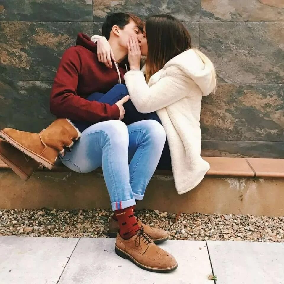 любовь подростков. подростковая пара. фотосессия пары. любовь подростков 12 лет. подростковая пара.