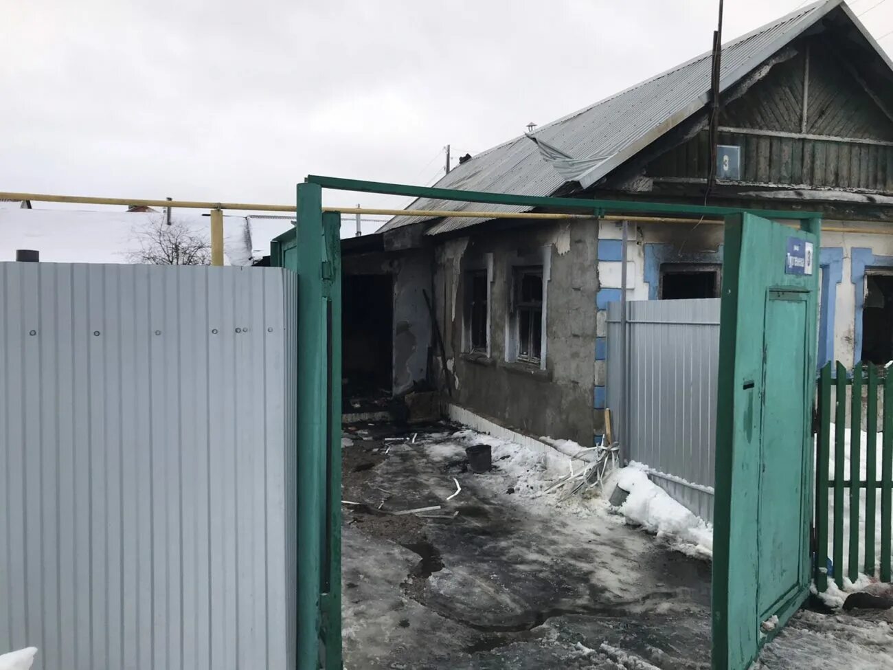 В Оренбурге сгорел дом. Пожары Тоцкое-2. Пожар в Ашукино. В Ашукино сгорел дом. Пожар тургенева