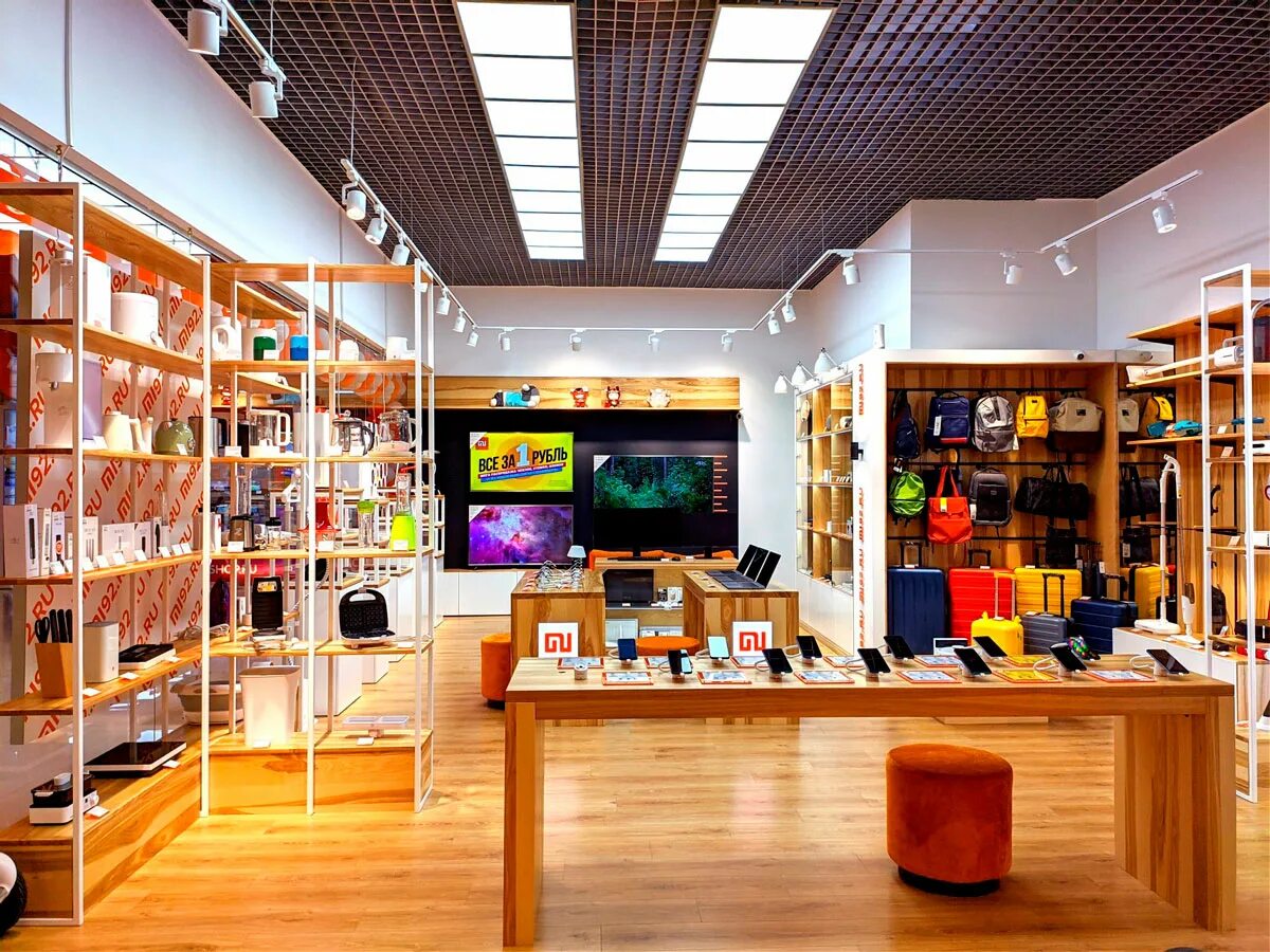 Магазины аксессуаров в москве. Mi92 в Муссон. Магазины mi Xiaomi. Mi shop (Xiaomi). Витрина Xiaomi.