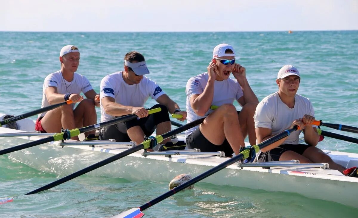 Гребля академическая чемпионат. Академическая гребля Новофедоровка Саки Прибрежная гребля. Академическая гребля Саки Прибрежная гребля. Скиф гребля. Прибрежная лодка Академическая гребля.