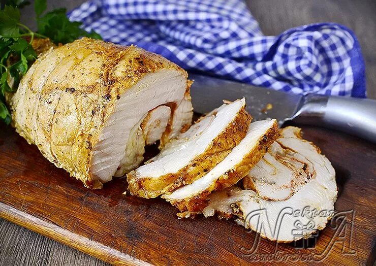 буженина из индейки в духовке. буженина куриная. буженина из курицы в духовке в фольге. буженина из курицы в духовке в фольге. буженина из индейки в духовке.