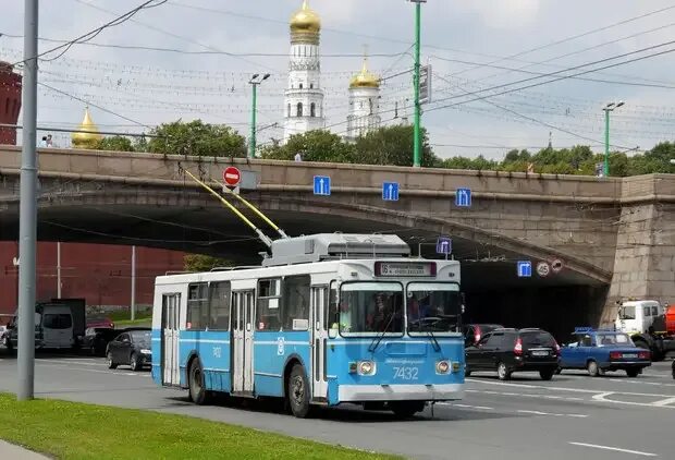 Троллейбусы закрыли. Троллейбусная линия в Москве. Троллейбусная линия ВДНХ. Московские троллейбусы в 2018 году. Возвращение троллейбусных линий в Москве.