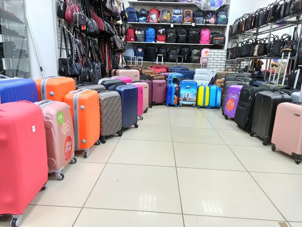 Самсонайт чемоданы дисконт. Робинзон магазин чемоданов. Магазин чемоданов samsonite. Магазин чумадан на дубровке. Магазин чемоданов.