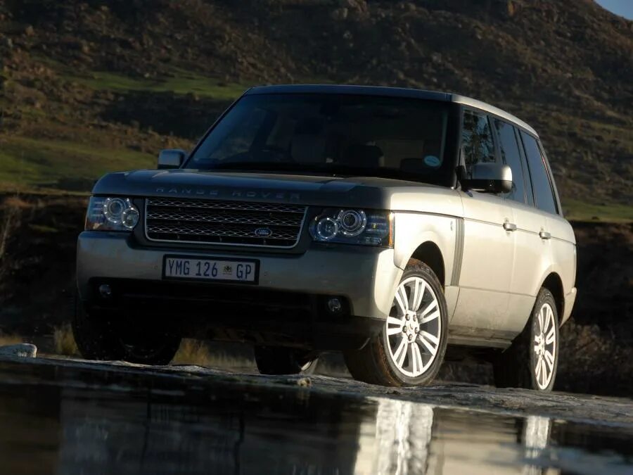 Range Rover Vogue l322. Рендж Ровер 2009. Range Rover Vogue 322. Ленд Ровер Вог 2009.