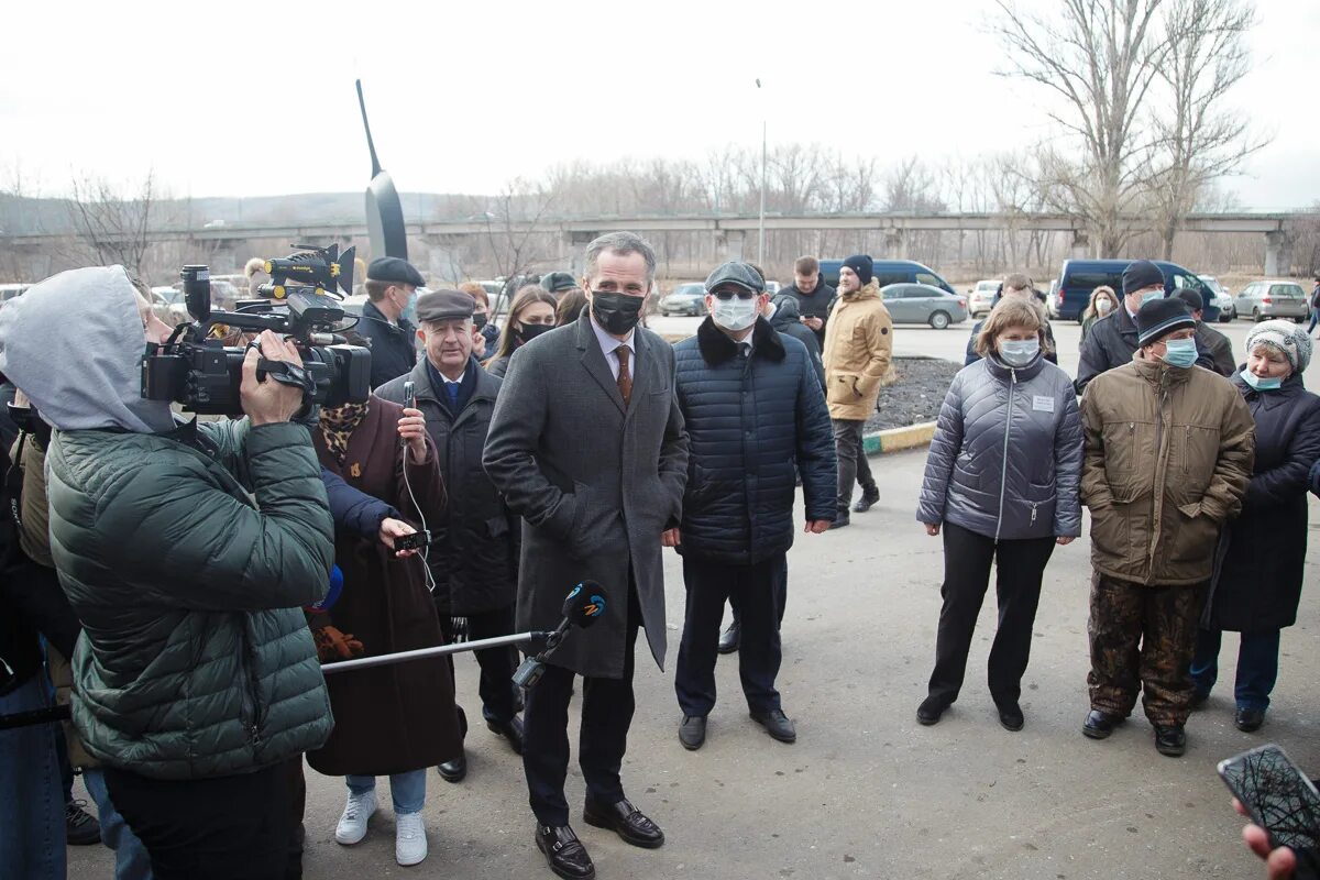 Новости про новое. Встреча Гладкова с жителями нового Оскола. Новый Оскол вокзал.