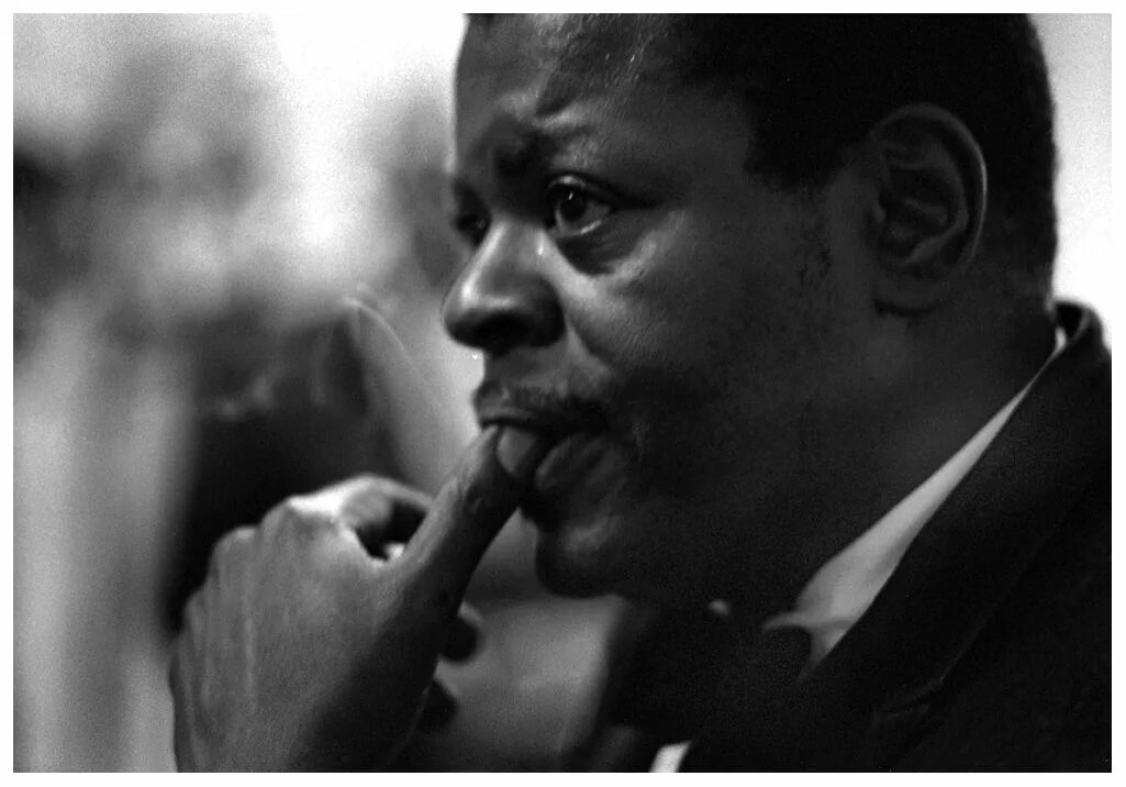 Оскар питерсон. Джазовые портреты мураками оскар питерсон. oscar peterson pictures hd.