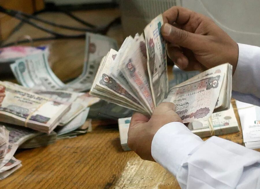 Деньги из египта в россию. Египетские деньги. Деньги из Египта. Деньги Египта фото. Местная валюта в Египте.